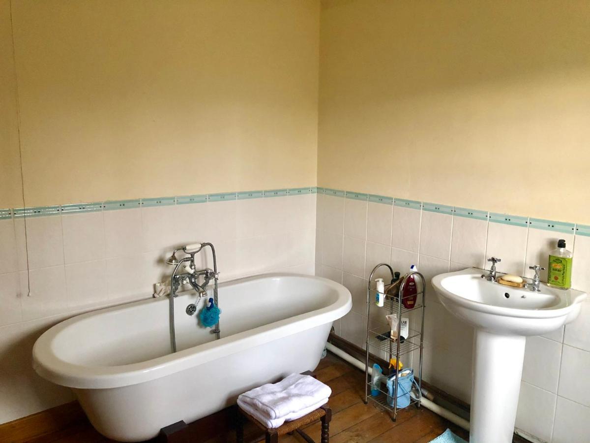 Cilffriw Farm Apartment Нийт Екстериор снимка